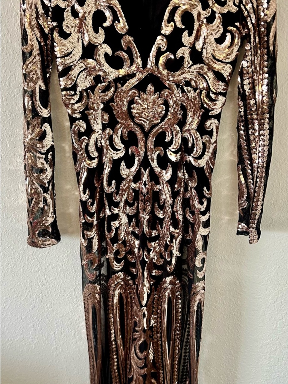 ✨ Black & Gold Sequin Maxi Dress – Luxe Statement 🔥
